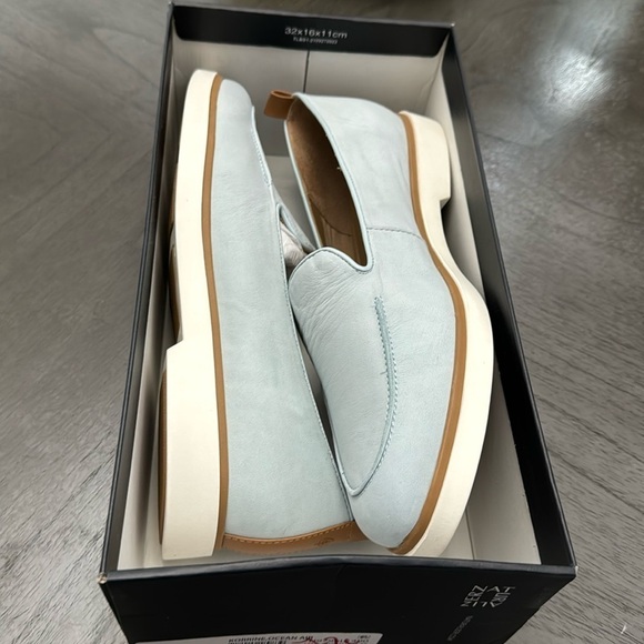 NATURALIZER Korrine Womens Cushioned Footbed Slip On Loafers In Ocean Air - Picture 2 of 7